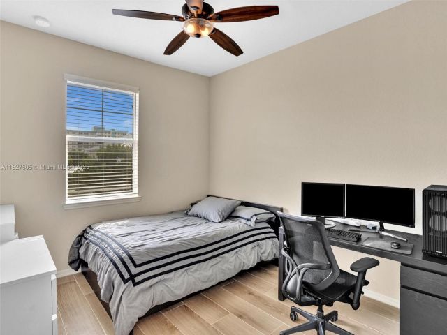 Home for sale at 3976 Poinciana Ln - photo 6199561