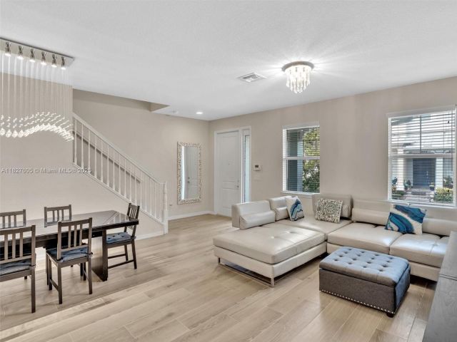 Home for sale at 3976 Poinciana Ln - photo 6199569