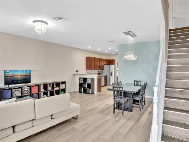 Home for sale at 3976 Poinciana Ln - photo 6199576