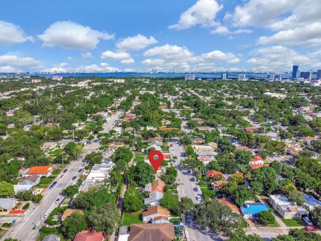 Home for sale at 547 NW 49th St - photo 6200601