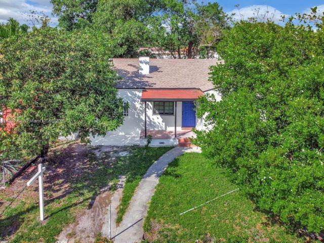 Home for sale at 547 NW 49th St - photo 6200604