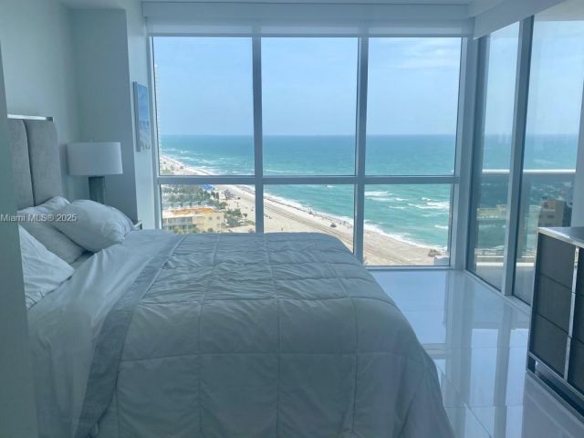 Apartment for rent  Unit #1804 - photo 6201055