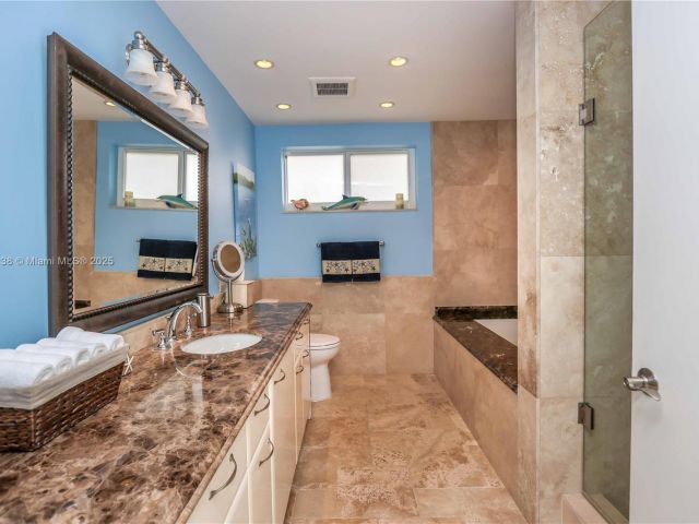 Home for rent at 1108 Washington St - photo 6201259