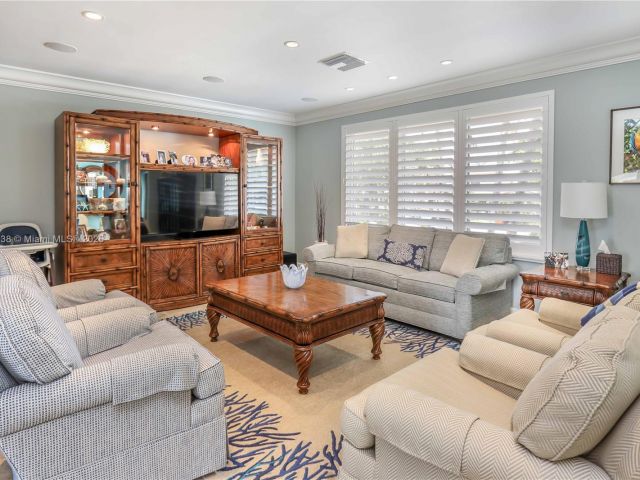 Home for rent at 1108 Washington St - photo 6201262