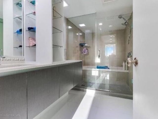 Apartment for sale  Unit #508 - photo 6202326