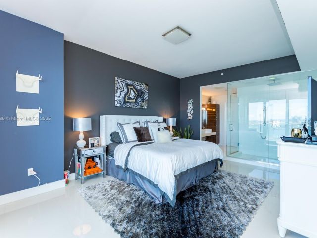 Apartment for sale  Unit #2005 - photo 6208388