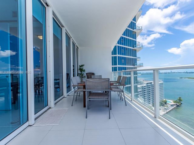 Apartment for sale  Unit #2005 - photo 6208394