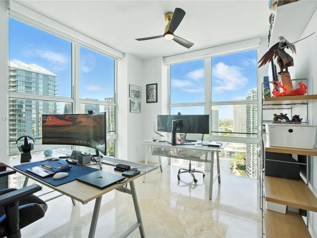 Apartment for sale  Unit #4021 - photo 6203758