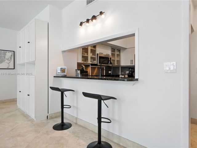 Apartment for sale  Unit #4021 - photo 6203761