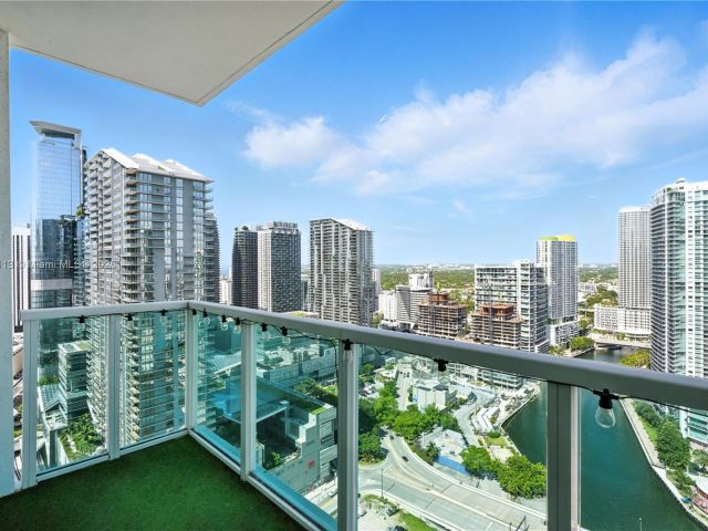 Apartment for sale  Unit #4021 - photo 6203765