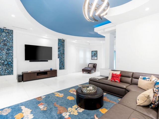 Home for sale at 3917 S Le Jeune Road - photo 6363435