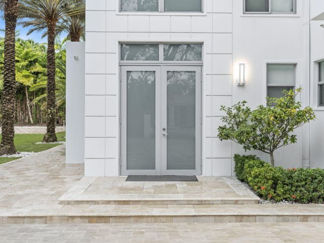 Home for sale at 3917 S Le Jeune Road - photo 6363448