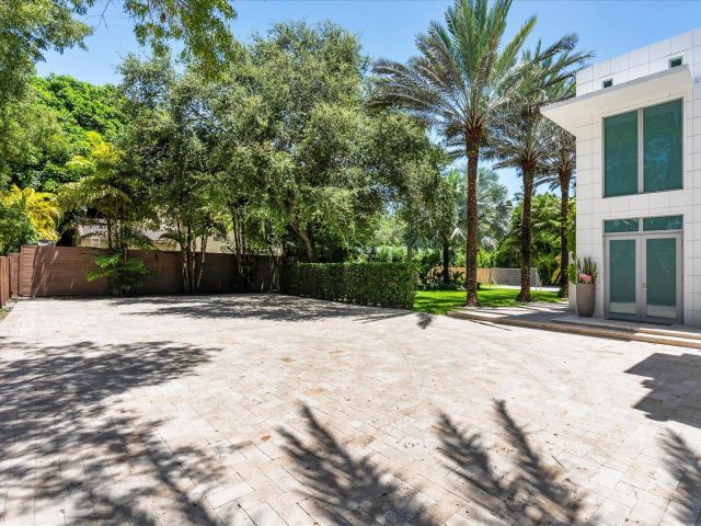 Home for sale at 3917 S Le Jeune Road - photo 6363450