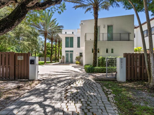 Home for sale at 3917 S Le Jeune Road - photo 6363452