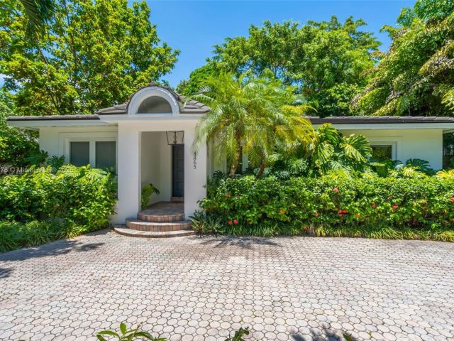 Home for sale at 3865 Poinciana Ave - photo 6202280