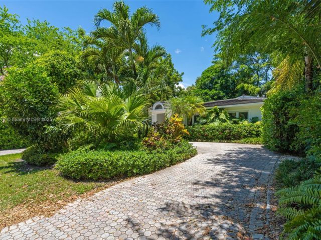 Home for sale at 3865 Poinciana Ave - photo 6202281