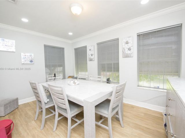 Home for sale at 916 NW 3rd Ave - photo 6208286