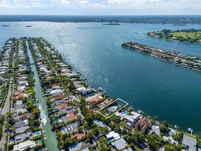 Home for sale at 1375 N Biscayne Point Rd - photo 6201912