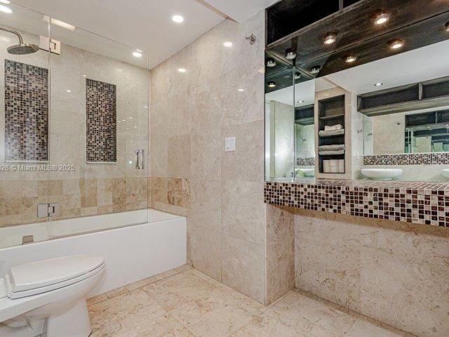 Apartment for rent  Unit #705 - photo 6202825