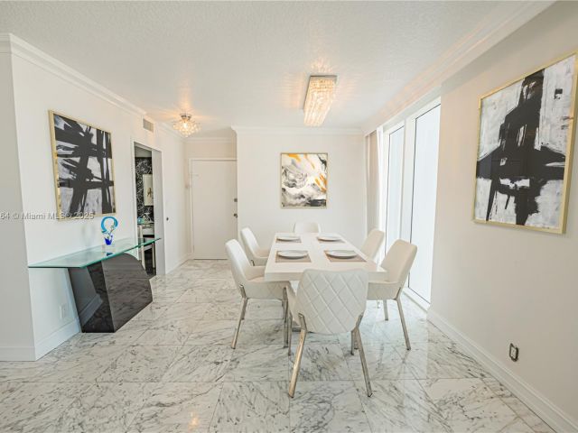 Apartment for sale  Unit #2126 - photo 6203928