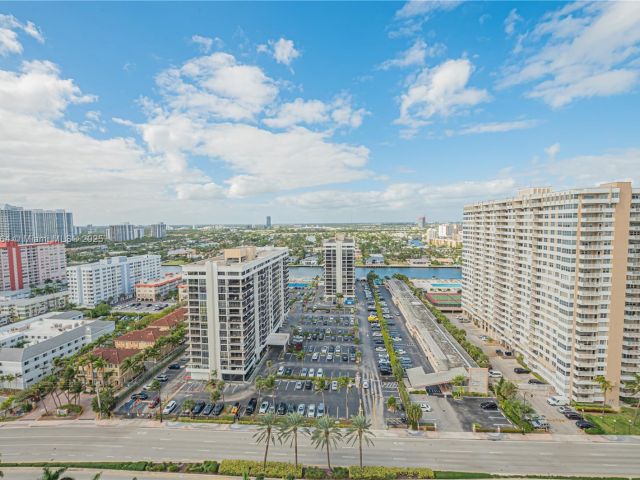 Apartment for sale  Unit #2126 - photo 6203940