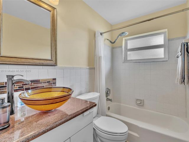 Home for sale at 2108 NE 24th St - photo 6201875