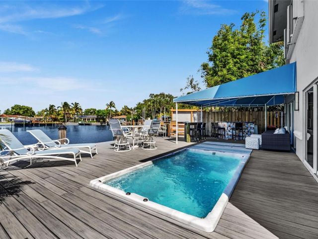 Home for sale at 2108 NE 24th St - photo 6201890