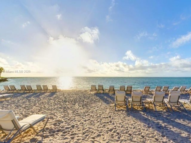 Apartment for sale  Unit #5403 - photo 6204219