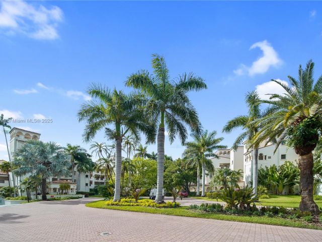 Apartment for sale  Unit #5403 - photo 6204229