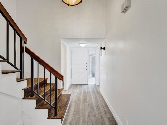 Home for sale at 103 Heatherbrook Way 143 - photo 6213917