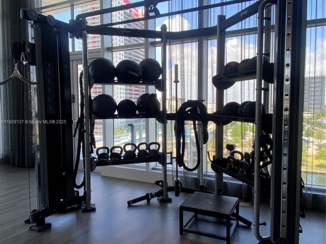 Apartment for rent  Unit #R2102 - photo 6203322