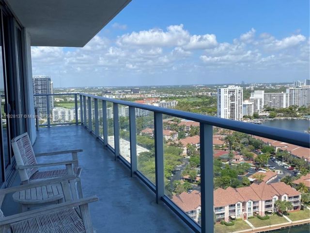 Apartment for rent  Unit #R2102 - photo 6203334