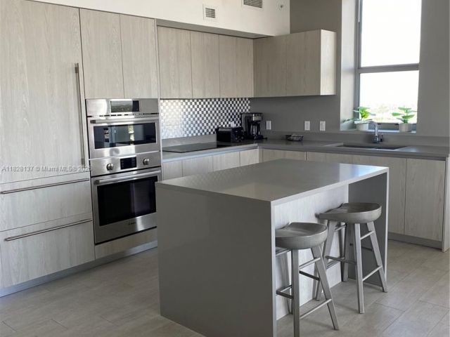 Apartment for rent  Unit #R2102 - photo 6203338