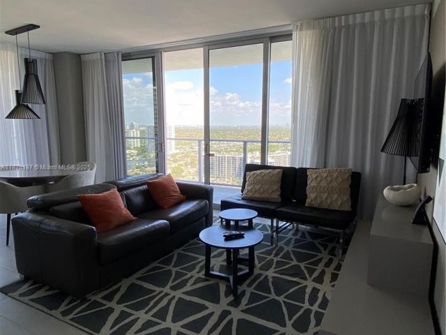 Apartment for rent  Unit #R2102 - photo 6203341