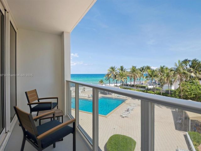 Apartment for rent  Unit #315 - photo 6224920