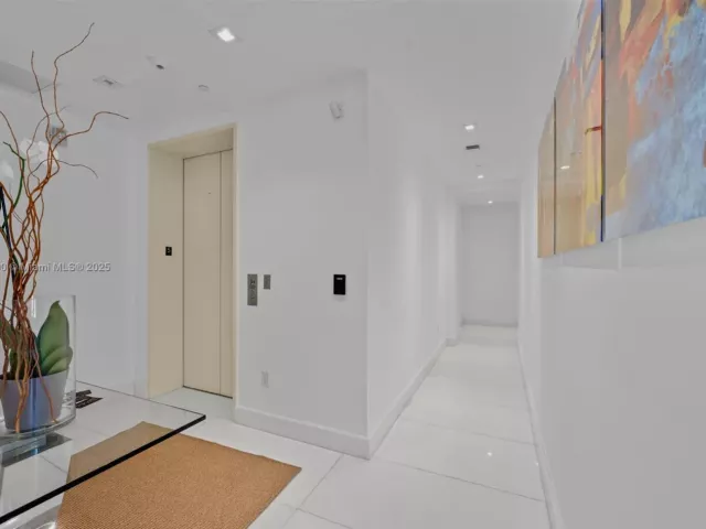 Apartment for sale  Unit #503 - photo 6262659