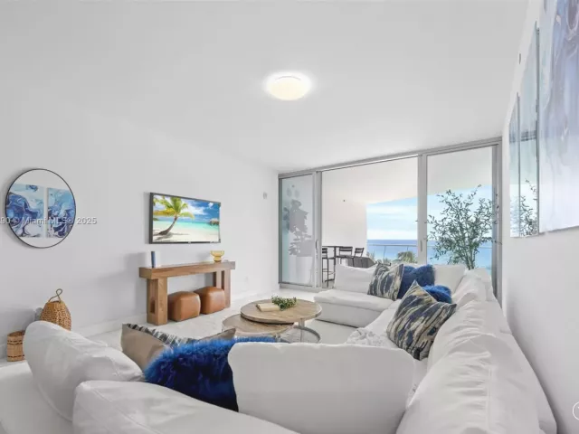 Apartment for sale  Unit #503 - photo 6262653