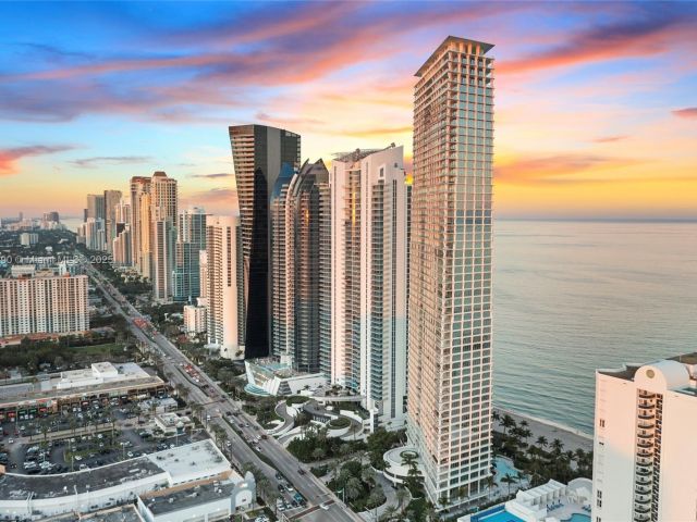 Apartment for sale  Unit #503 - photo 6262665