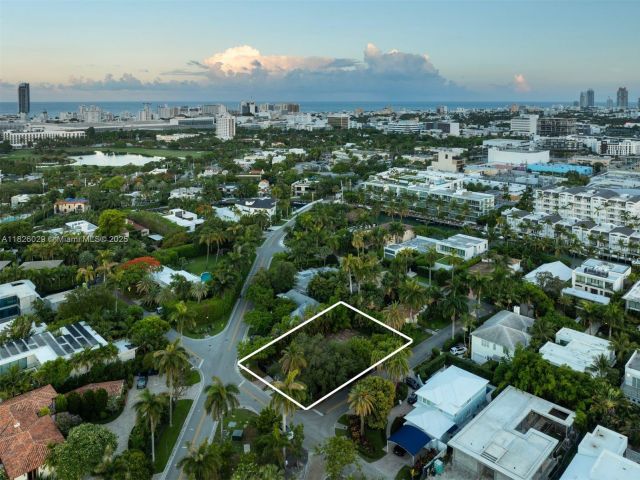 Home for sale at 2121 Regatta Ave - photo 6202099