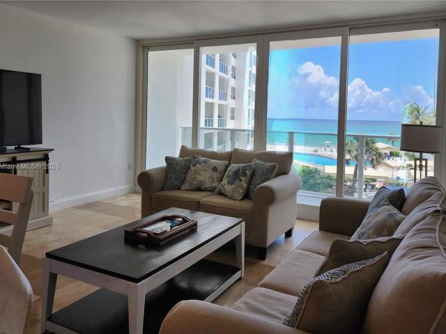 Apartment for rent  Unit #320 - photo 6211907