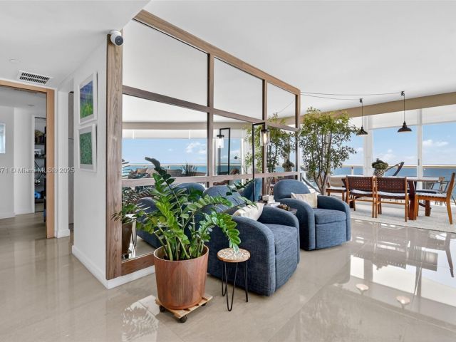 Apartment for sale  Unit #1401 - photo 6245636