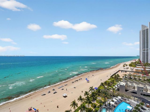 Apartment for sale  Unit #1401 - photo 6245641