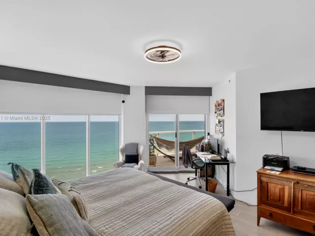 Apartment for sale  Unit #1401 - photo 6245628