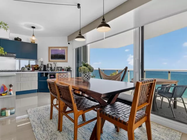 Apartment for sale  Unit #1401 - photo 6245634