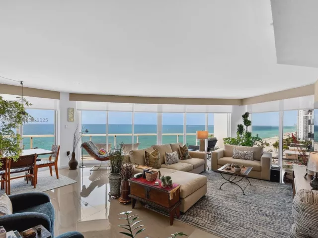 Apartment for sale  Unit #1401 - photo 6245638