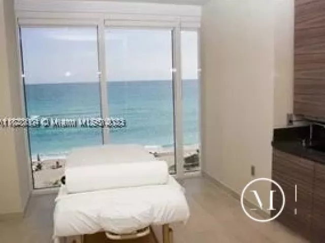 2-bedroom condo for rent in Hallandale Beach - 1830 S Ocean Dr 3101 - MondialRealty