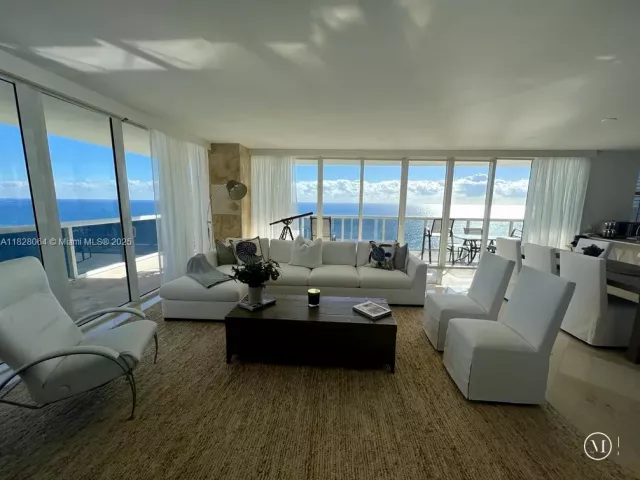 2-bedroom condo for rent in Hallandale Beach - 1830 S Ocean Dr 3101 - MondialRealty