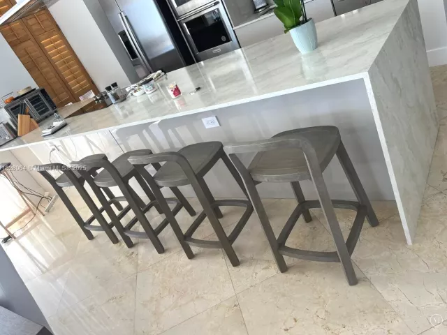 2-bedroom condo for rent in Hallandale Beach - 1830 S Ocean Dr 3101 - MondialRealty