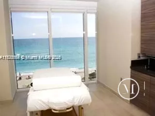 2-bedroom condo for rent in Hallandale Beach - 1830 S Ocean Dr 3101 - MondialRealty