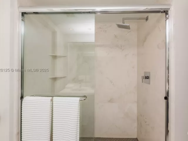2-bedroom condo for rent in Hallandale Beach - 1830 S Ocean Dr 2801 - MondialRealty